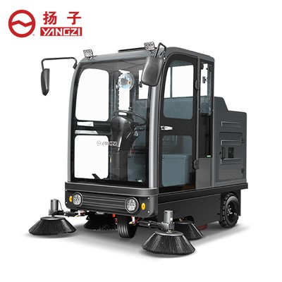 駕駛式掃地機(jī)要如何操作？